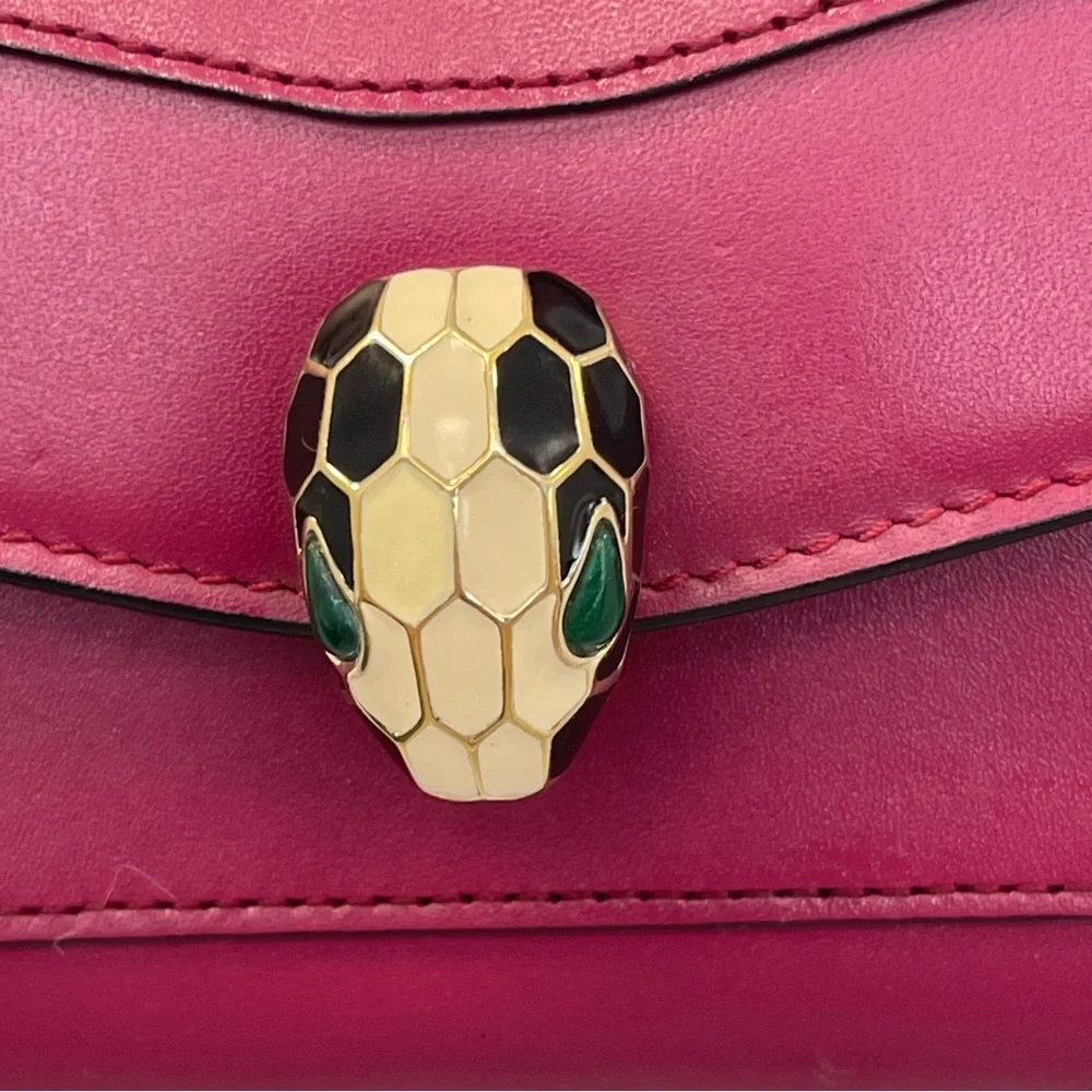 Bvlgari Serpenti Forever Wallet on Chain - Red - Picture 4 of 15